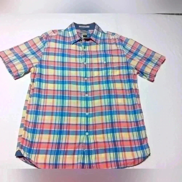 LL BEAN Slightly Fitted Short Sleeve button down shirt. Men's size M  💯 Cotton - Picture 2 of 6